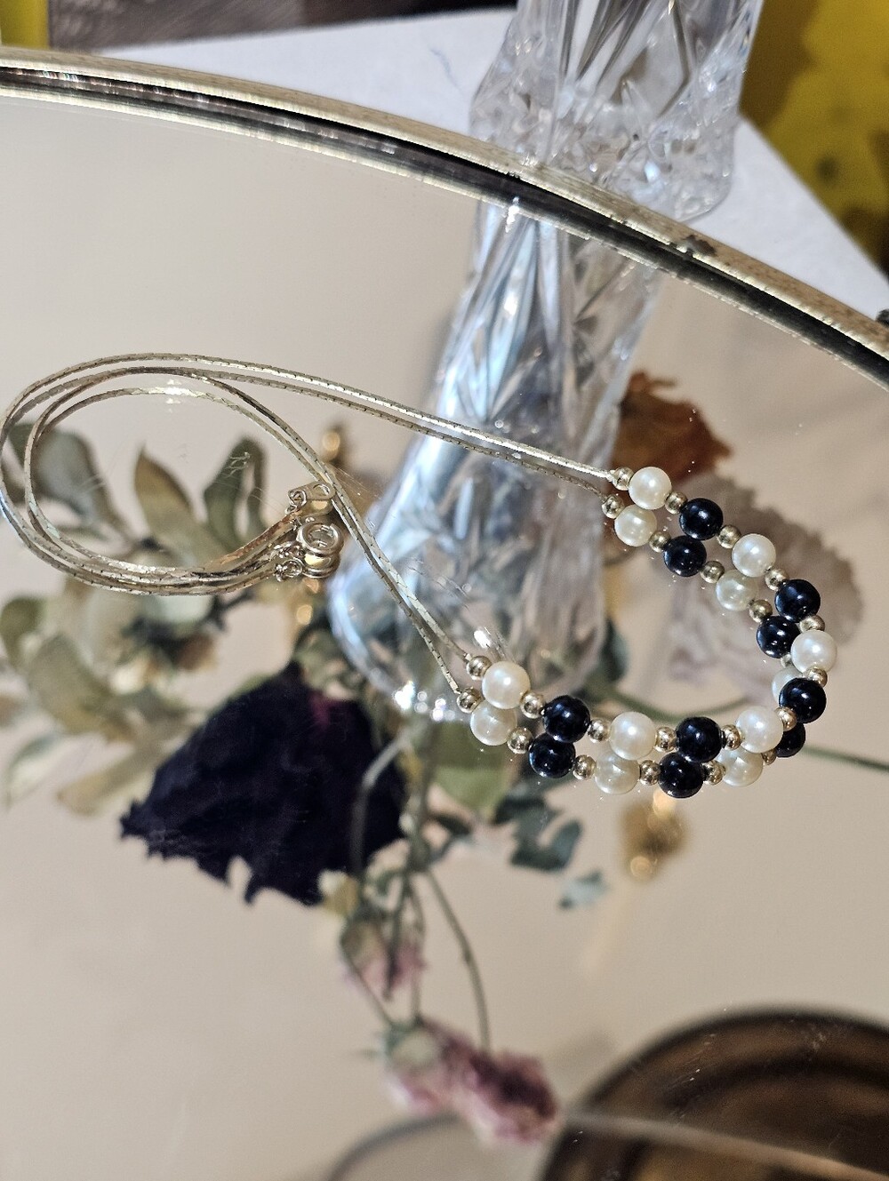 Vintage Pearl and Black Bead Strand Necklace